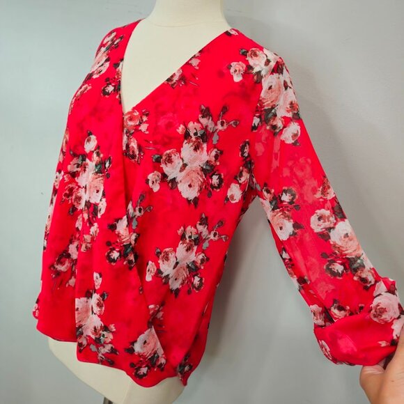 Kut From The Kloth Roll Tab Floral Red V-Neck Pink Blouse Shirt Sheer Top Small - Picture 2 of 11